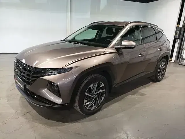 Gebraucht Hyundai Tucson Trend 150 PS (110 kW) 2022 Braun SUV