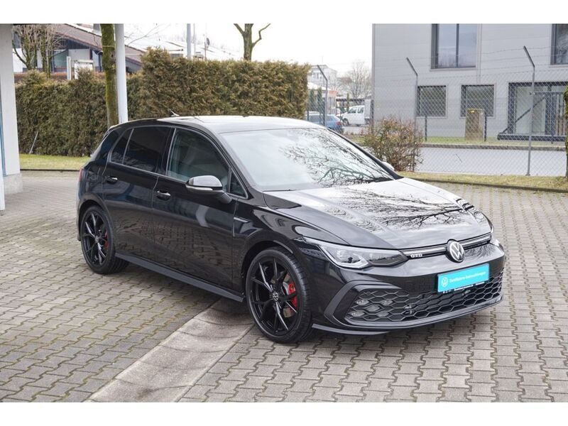 Gebraucht VW Golf VIII Style 200 PS (147 kW) 2024 Schwarz Limousine