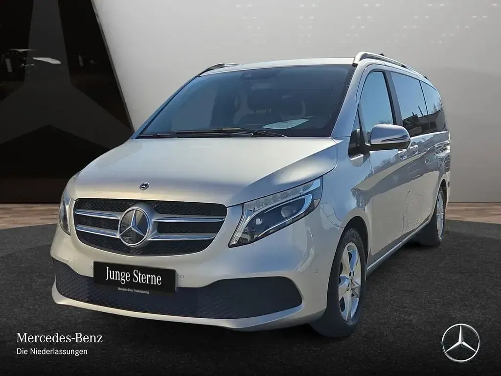Gebraucht Mercedes V220 Edition 163 PS (119 kW) 2021 Silber Van / Kleinbus
