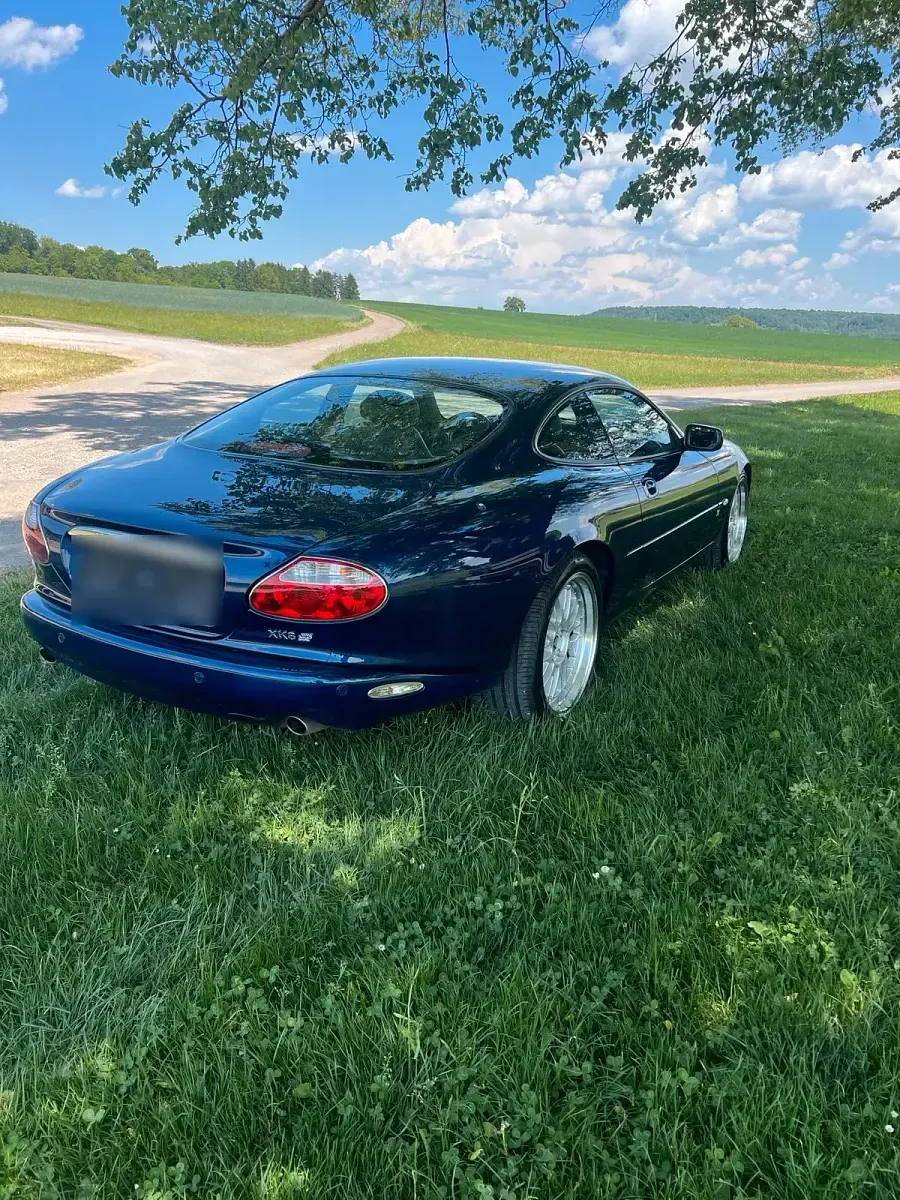 Gebraucht Jaguar XK8 284 PS (208 kW) 2002 Blau Coupé