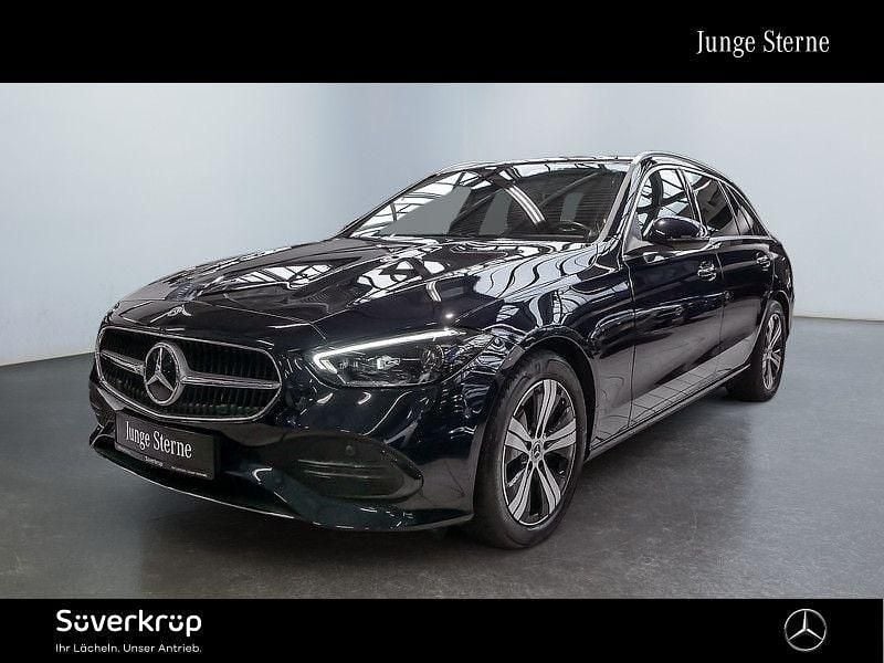 Blau Gebraucht 2022 Mercedes C300 Avantgarde Limousine | 33.230 € (Superpreis) - Bild 1/2