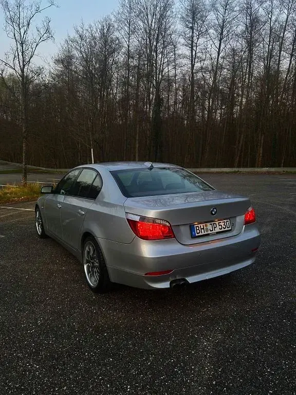 Gebraucht BMW 530 Shadowline 258 PS (189 kW) 2006 Silber Limousine