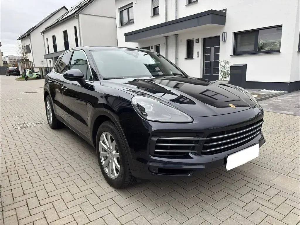 Second-hand Porsche Cayenne 340 CP (250 kW) 2018 Albastru SUV
