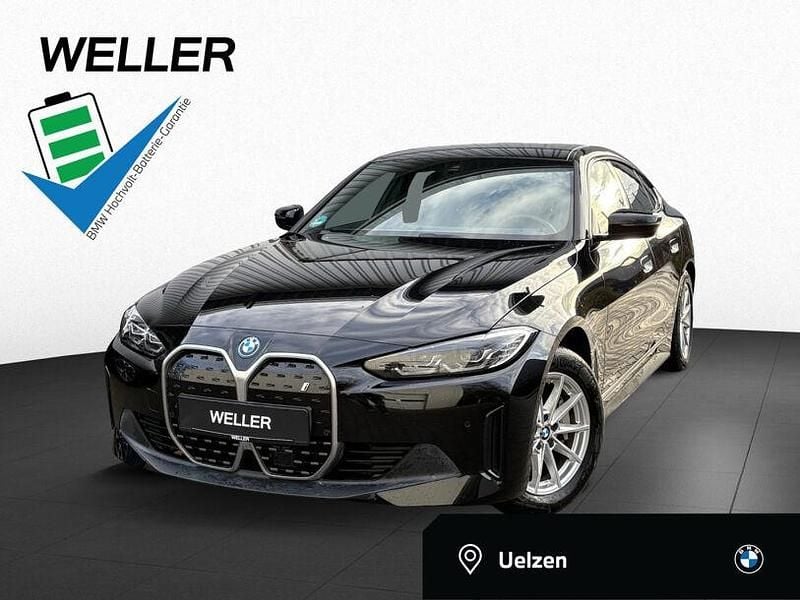 Schwarz (schwarz) Gebraucht 2023 BMW i4 Comfort Edition Limousine | 34.900 € (Superpreis) - Bild 1/3