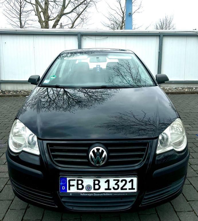 Gebraucht VW Polo Comfortline 64 PS (47 kW) 2005 Schwarz Kleinwagen