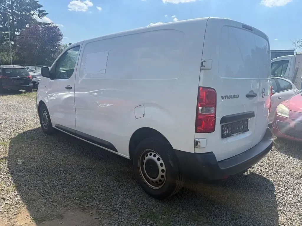 Gebraucht Opel Vivaro-e Combi Edition 122 PS (89 kW) 2020 Weiß Van / Kleinbus