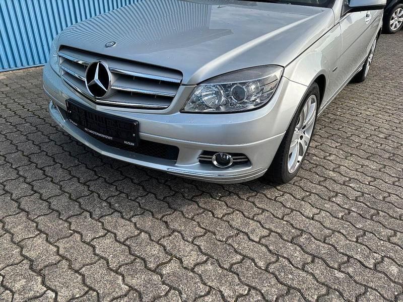 Gebraucht Mercedes C180 156 PS (114 kW) 2008 Silber Limousine