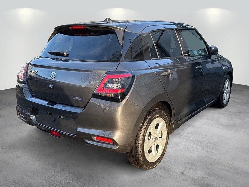 Neu Suzuki Swift Comfort 83 PS (61 kW) 2026 Mineral gray metallic Kleinwagen