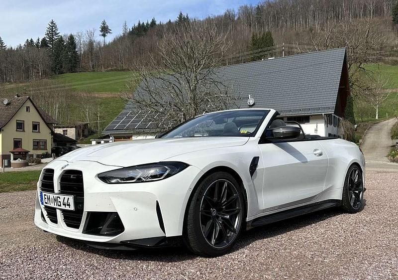 Weiß Gebraucht 2022 BMW M4 Cabriolet Performance Cabrio | 73.500 € (Fairer Preis) - Bild 1/2