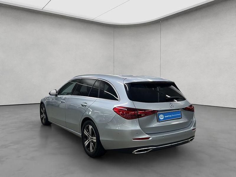 Gebraucht Mercedes C220 200 PS (147 kW) 2022 Silber Kombi