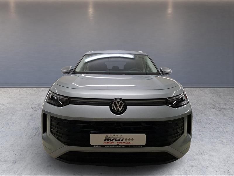 Neu VW Tayron Life 150 PS (110 kW) 2025 Silber SUV