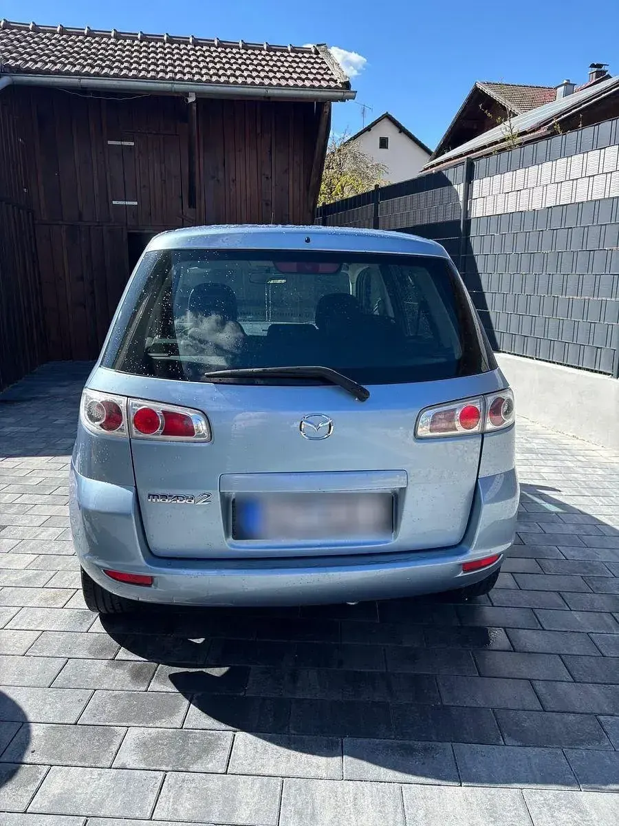 Usata Mazda 2 Active 80 CV (58 kW) 2007 Blu Utilitaria