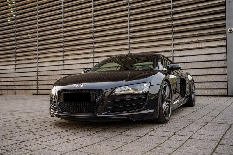 Schwarz Gebraucht 2011 Audi R8 Coupé Coupé | 74.900 € (Guter Preis) - Bild 1/4