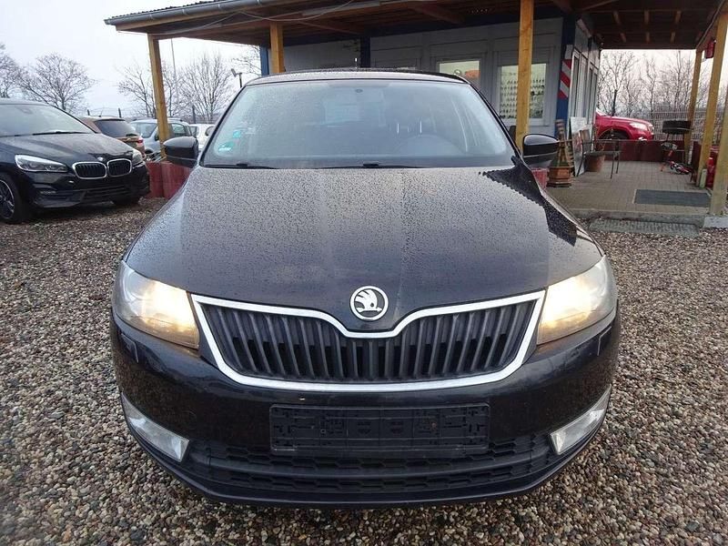 Gebraucht Skoda Rapid Elegance 105 PS (77 kW) 2014 Schwarz Kombi