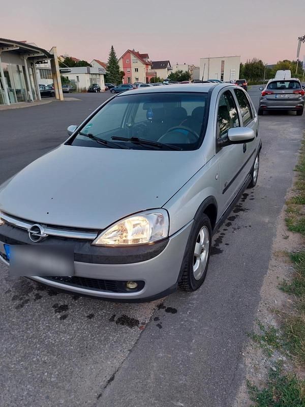 Grau Gebraucht 2003 Opel Corsa Kleinwagen | 400 € (Guter Preis) - Bild 1/4