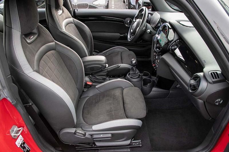 Gebraucht Mini John Cooper Works 136 PS (100 kW) 2021 Rot Kleinwagen