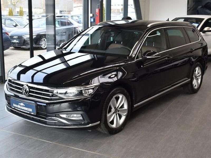 Gebraucht VW Passat Elegance 150 PS (110 kW) 2022 Schwarz Kombi