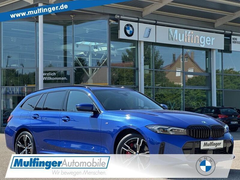 Portimao blau Gebraucht 2024 BMW 330e Performance Kombi | 53.440 € - Bild 1/4