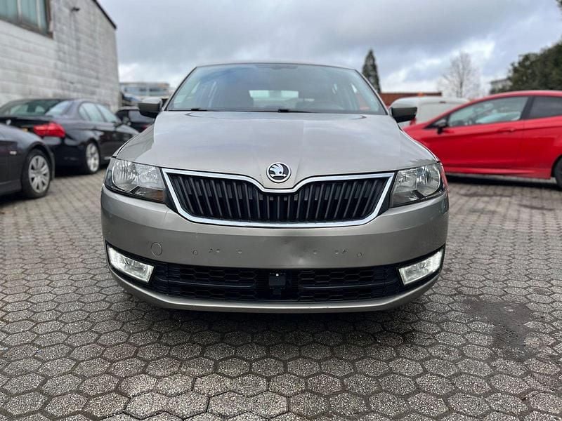 Gebraucht Skoda Rapid Ambition 125 PS (91 kW) 2016 Beige Kleinwagen