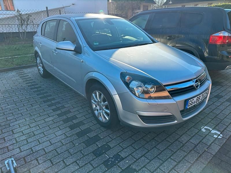 Gebraucht Opel Astra 125 PS (91 kW) 2004 Silber Limousine