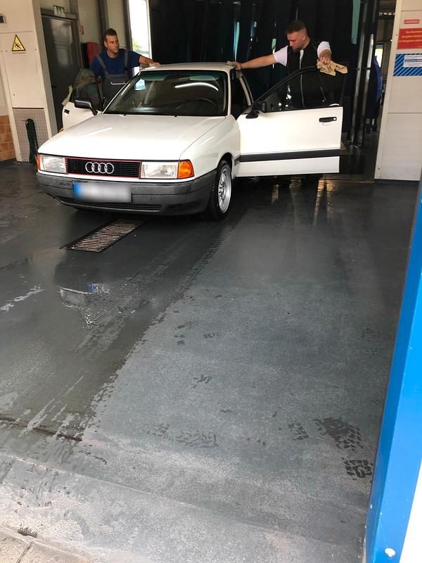 Usata Audi 80 Basis 1987 Bianco Berlina