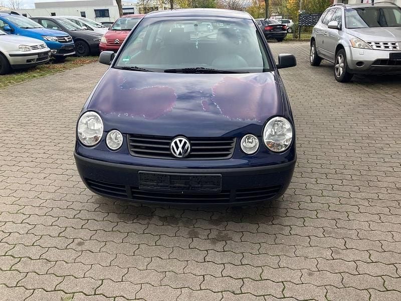 Blau Gebraucht 2002 VW Polo Basis Kleinwagen | 999 € (Fairer Preis) - Bild 1/4