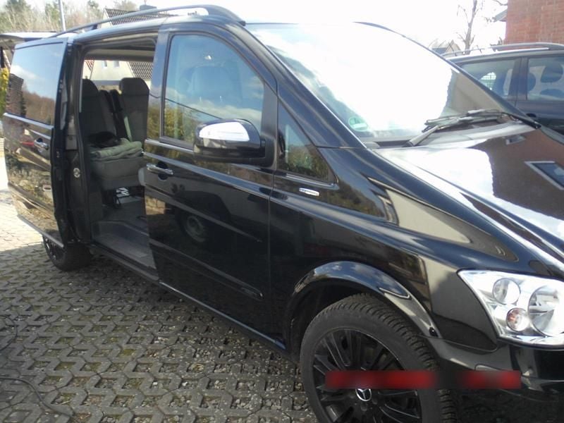 Gebraucht Mercedes Viano 163 PS (119 kW) 2011 Schwarz Van / Kleinbus