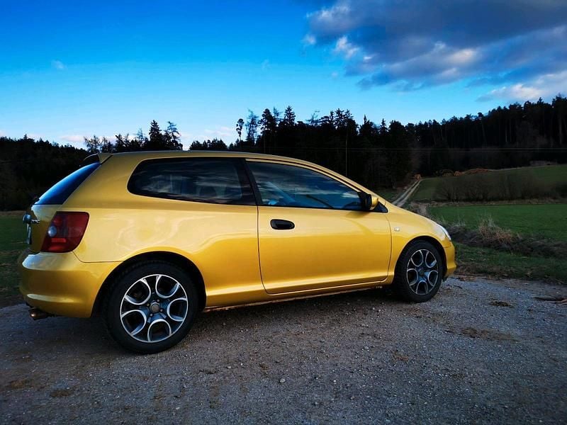 Gebraucht Honda Civic 90 PS (66 kW) 2001 Gelb Limousine