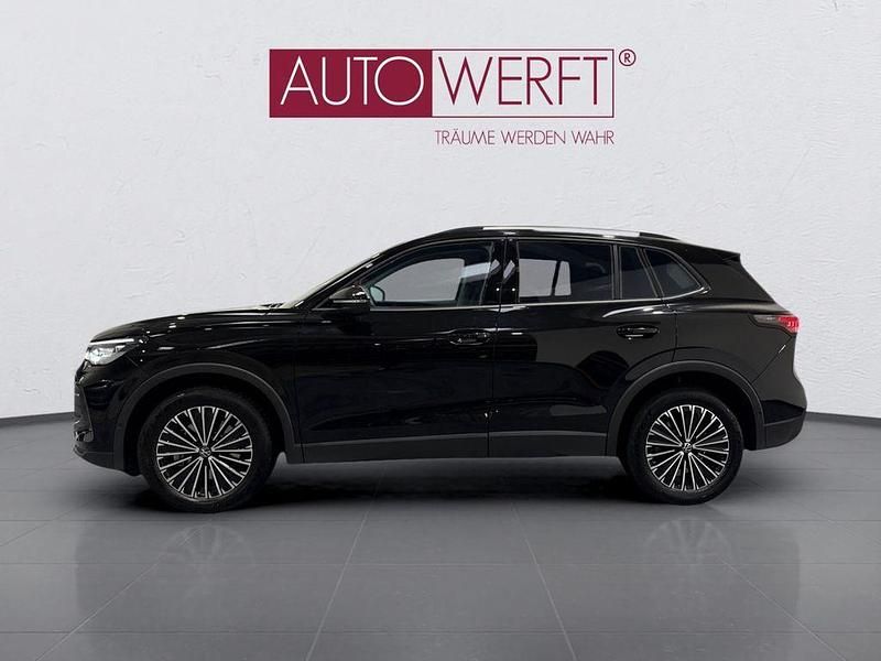 Gebraucht VW Tiguan Design 150 PS (110 kW) 2025 Schwarz SUV