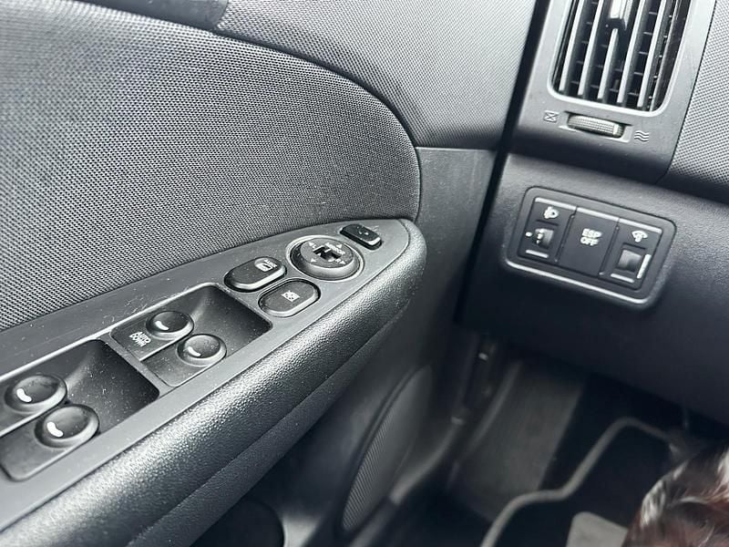 Gebraucht Hyundai i30 126 PS (92 kW) 2009 Silber Kombi