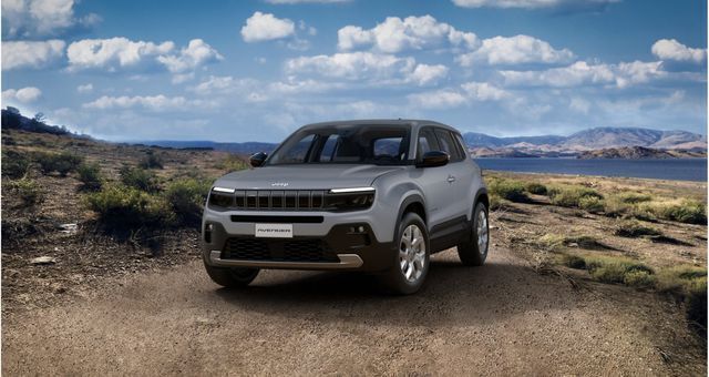 Grau (storm grey) Neu 2025 Jeep Avenger Altitude SUV | 31.990 € (Teuer) - Bild 1/4
