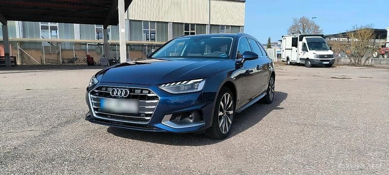 Gebraucht Audi A4 170 PS (125 kW) 2021 Blau Kombi