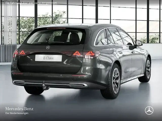 Gebraucht Mercedes E220 197 PS (144 kW) 2025