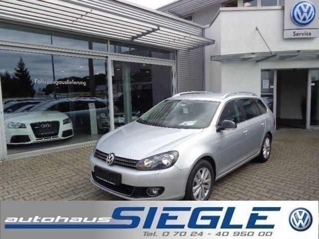 Silber Gebraucht 2012 VW Golf VII Style Kombi | 9.950 € (Teuer) - Bild 1/4