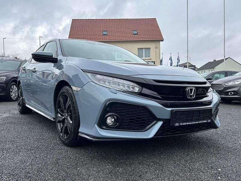 Sonic grey p. Gebraucht 2019 Honda Civic Sport Plus Coupé | 18.990 € (Guter Preis) - Bild 1/4