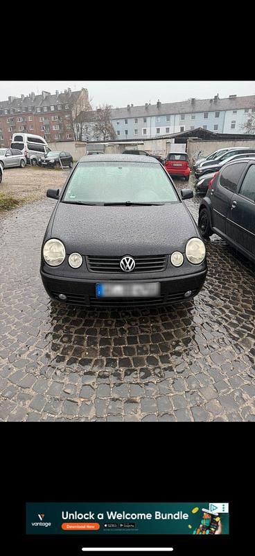 Schwarz Gebraucht 2004 VW Polo Kleinwagen | 750 € (Etwas zu teuer) - Bild 1/4