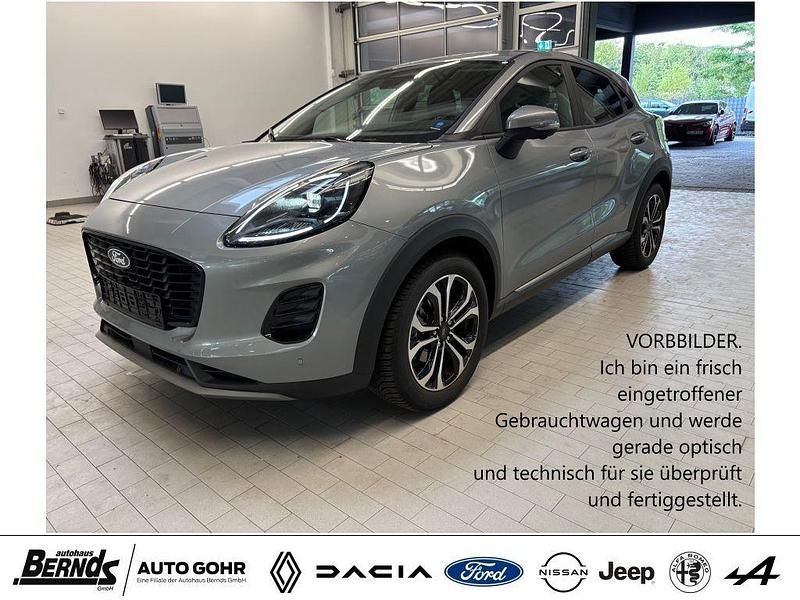 Solar silver metallic (pn4hs) Gebraucht 2024 Ford Puma Titanium SUV | 23.220 € (Guter Preis) - Bild 1/4