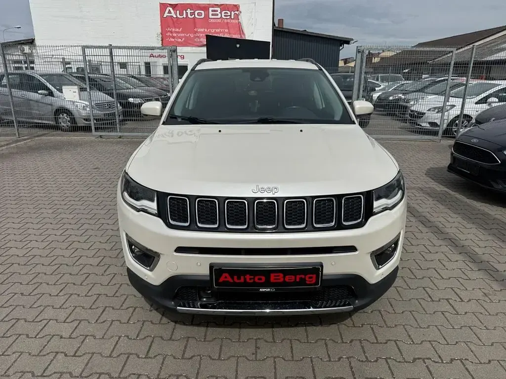 Gebraucht Jeep Compass Limited 170 PS (125 kW) 2018 Weiß SUV