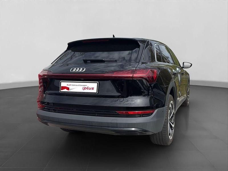 Gebraucht Audi e-tron Sport 230 kW (313 PS) 2022 Schwarz SUV