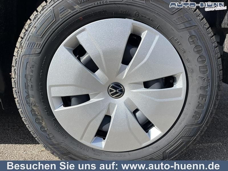 Neu VW T7 100 kW (136 PS) 2026 Clear white Van