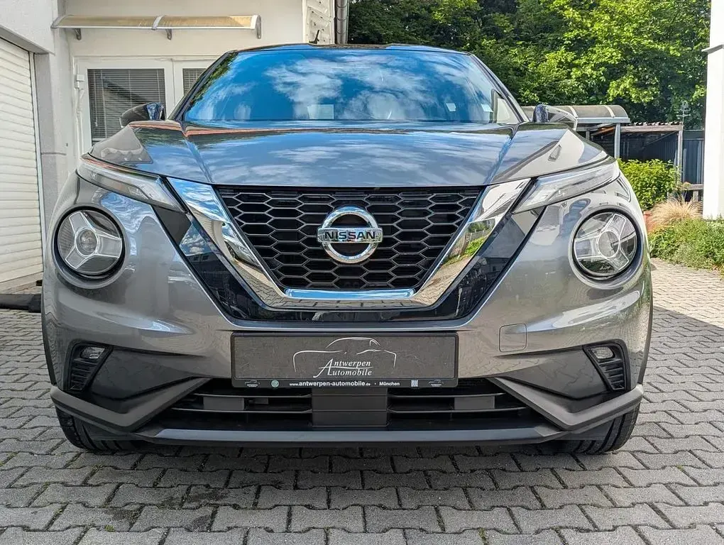 Gebraucht Nissan Juke Enigma 114 PS (83 kW) 2021 Dark grey & black SUV