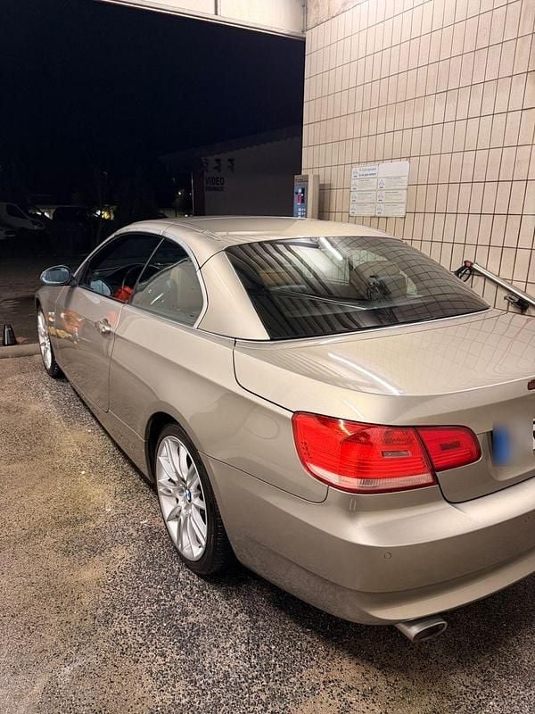 Gebraucht BMW 320 Cabriolet 177 PS (130 kW) 2008 Beige Cabrio