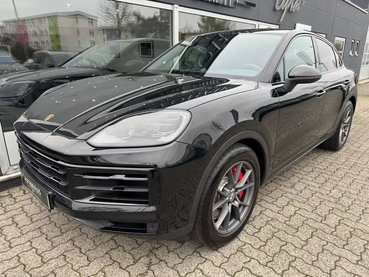 Gebraucht Porsche Cayenne S 475 PS (349 kW) 2025 Chromitschwarzmetallic SUV