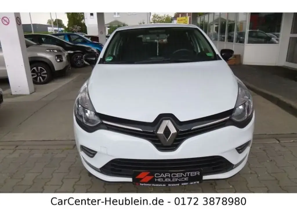 Gebraucht Renault Clio LIMITED 76 PS (55 kW) 2019 Weiss Kleinwagen