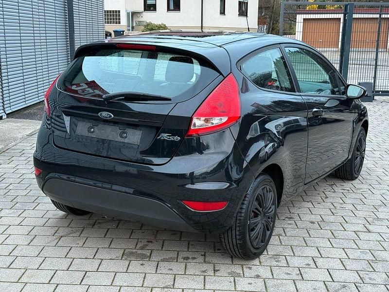 Gebraucht Ford Fiesta Trend 60 PS (44 kW) 2009 Schwarz Kleinwagen