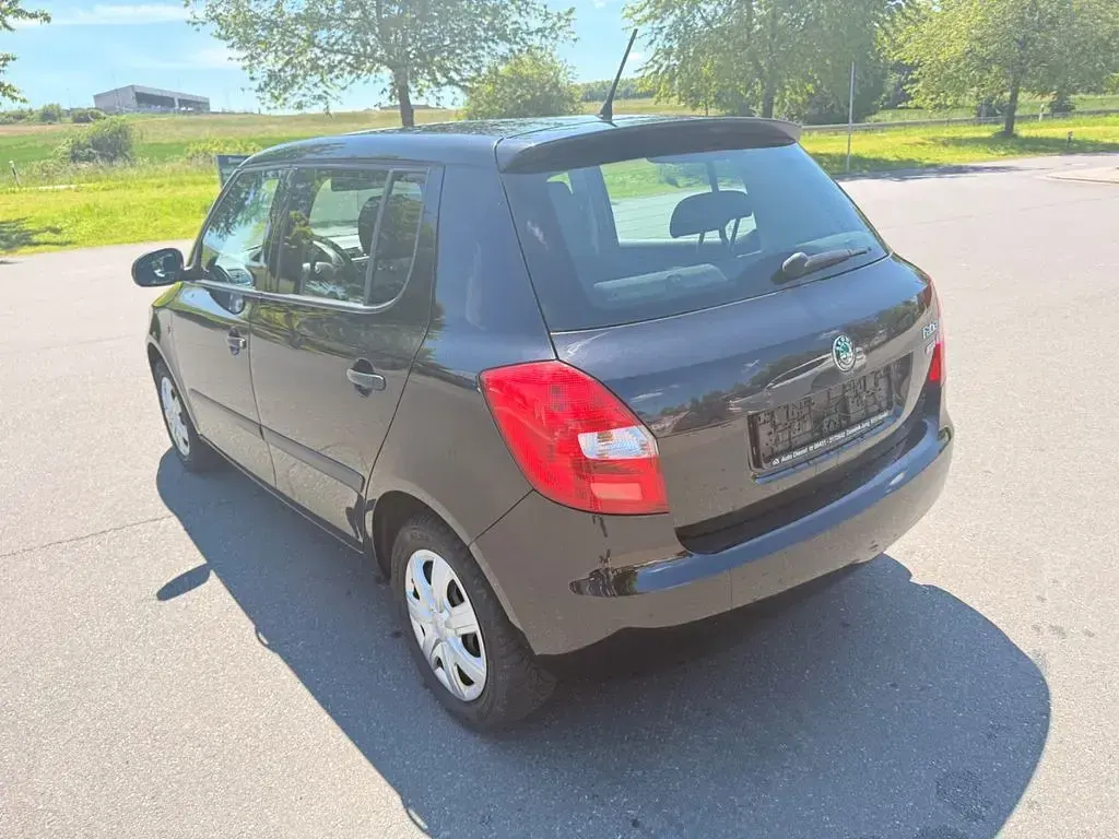 Gebraucht Skoda Fabia Special 60 PS (44 kW) 2011 Schwarz Limousine
