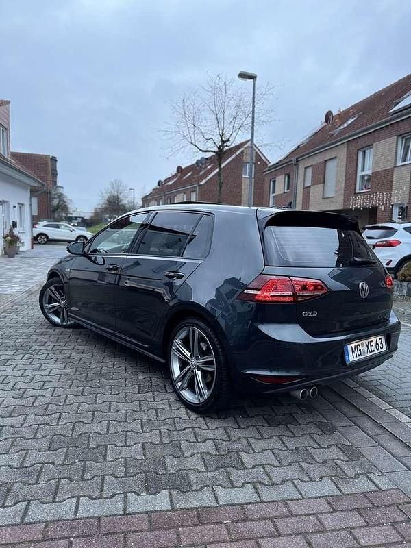 Gebraucht 2015 VW Golf GTD Limousine | 11.900 € (Guter Preis) - Bild 1/4