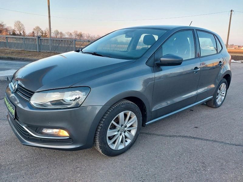 Gebraucht VW Polo Comfortline 90 PS (66 kW) 2015 Grau Kleinwagen
