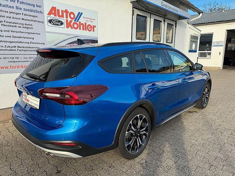 Gebraucht Ford Focus Active X 155 PS (114 kW) 2024 Desertislandblue metallic Kombi