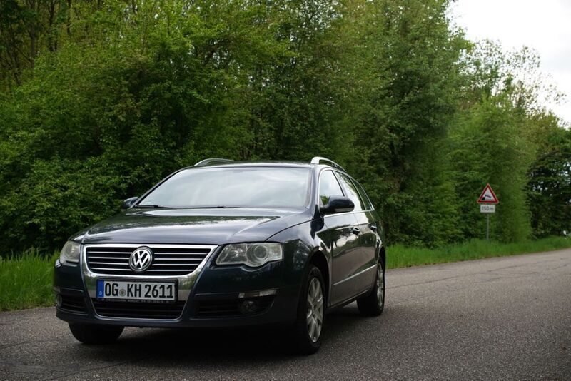 Blau Gebraucht 2008 VW Passat Highline Kombi | 5.000 € (Fairer Preis) - Bild 1/4